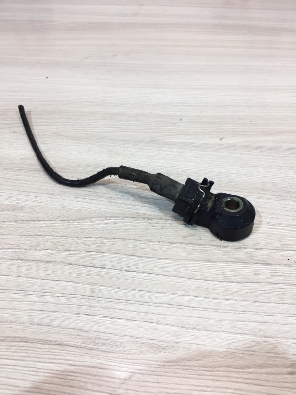 Датчик детонации Mercedes-Benz C-Class W203 M112.912 (б/у)