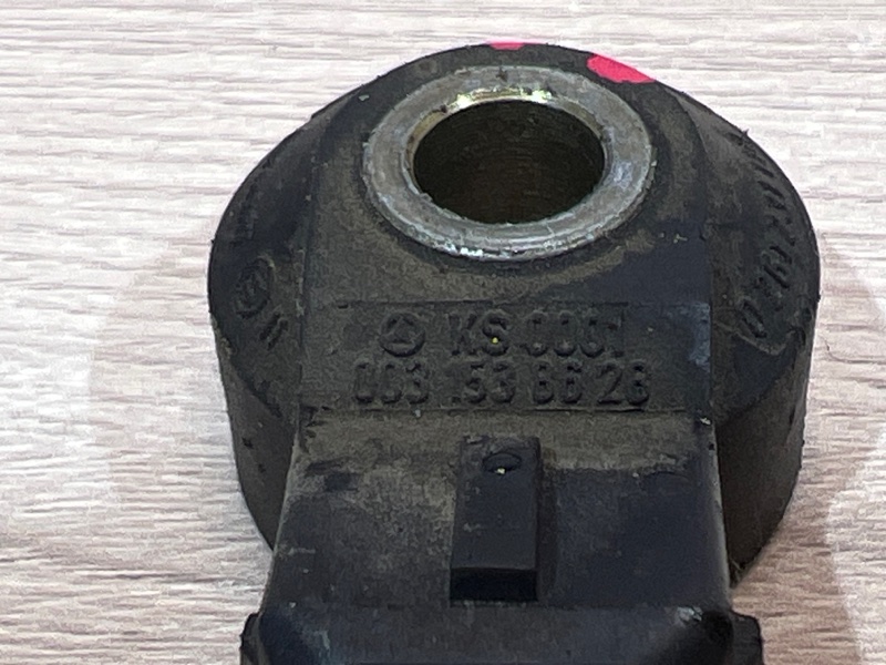 Датчик детонации Mercedes-Benz E-Class W211 M112.949 (б/у)