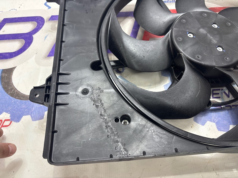 Вентилятор охлаждения радиатора Omoda C5 (б/у)