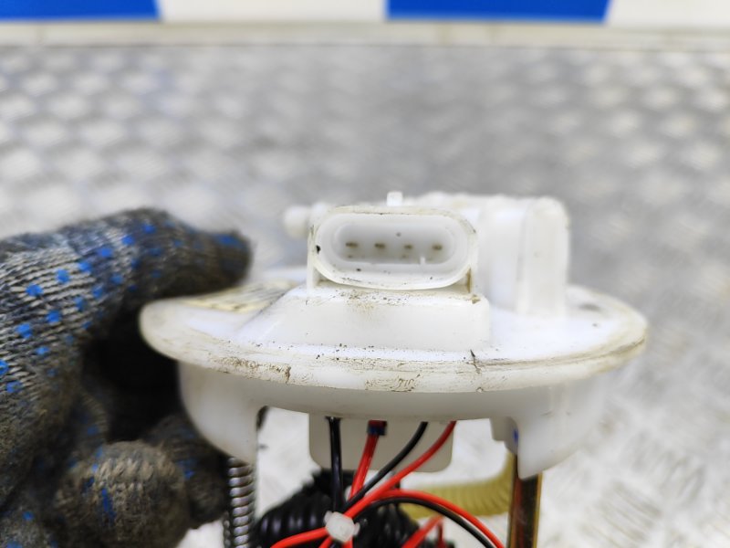 Насос топливный электрический Chery Tiggo 1 T11 (FL) 1.6 SQRE4G16 126 Л.С. 2013 (б/у) Насос топливный электрический Chery Tiggo 1 T11 (FL) 1.6 SQRE4G16 126 Л.С. 2013 (б/у)