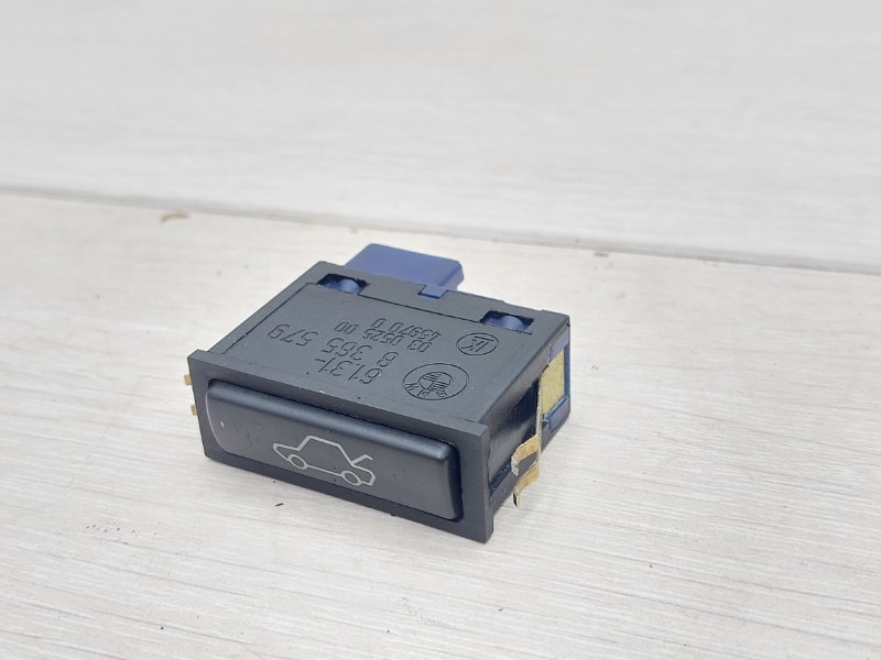 Кнопка закрывания багажника X5 2004 e53 3.0d M57N