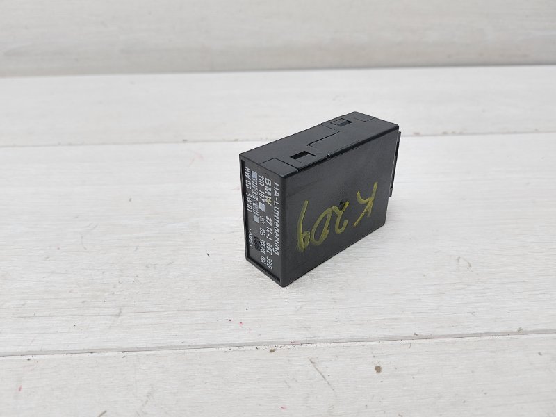 Блок клапанов пневмоподвески X5 2005 e53 3.0d M57N