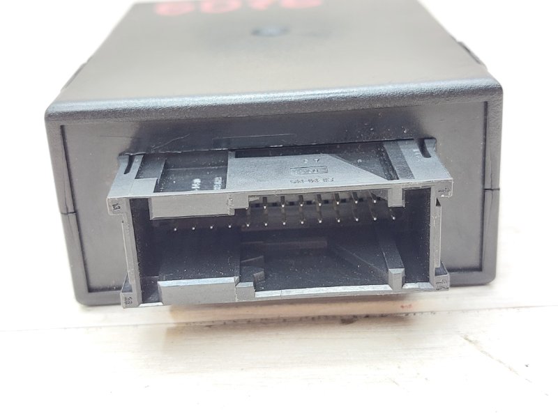 Блок клапанов пневмоподвески X5 2005 e53 3.0d M57N