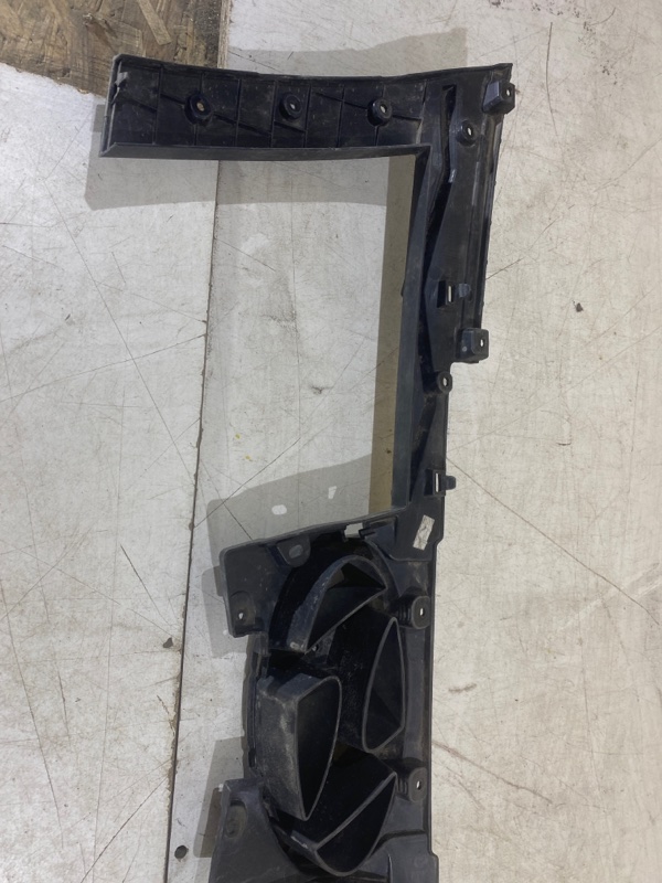 Кронштейн решетки радиатора Hyundai Tucson 3 2018 (б/у)