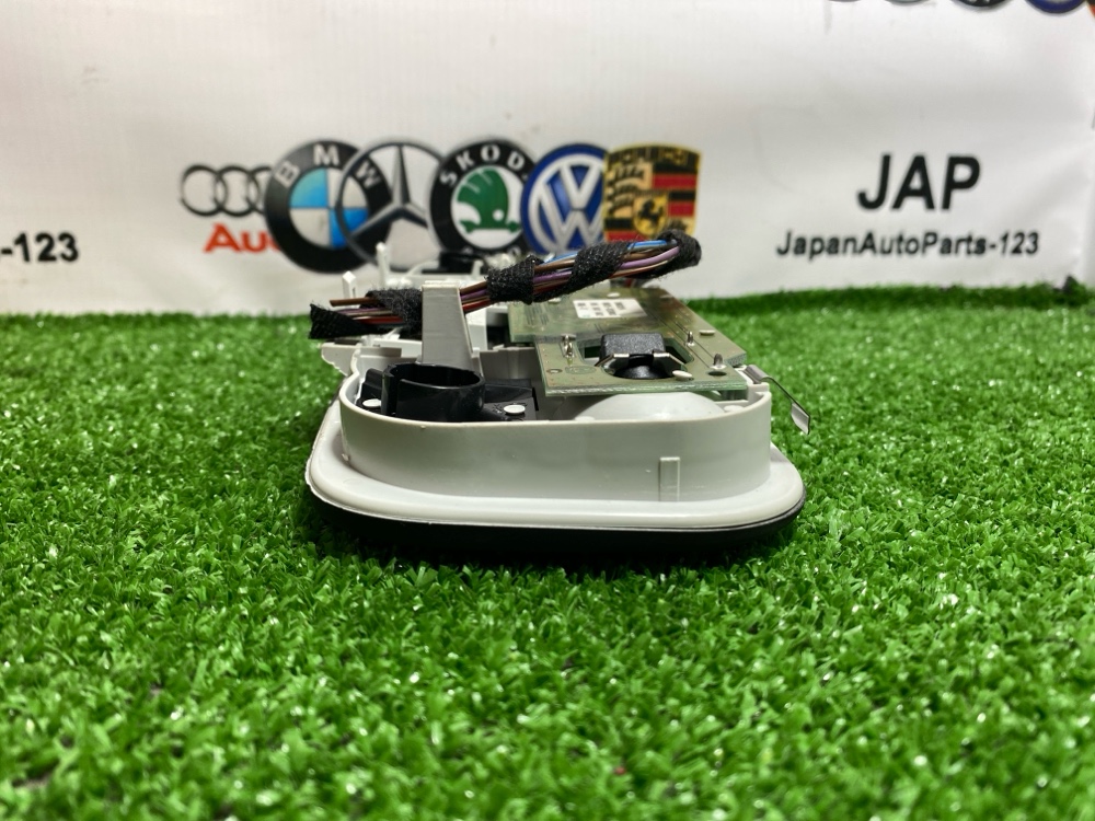 Плафон салонный Audi TT 2008 (б/у)