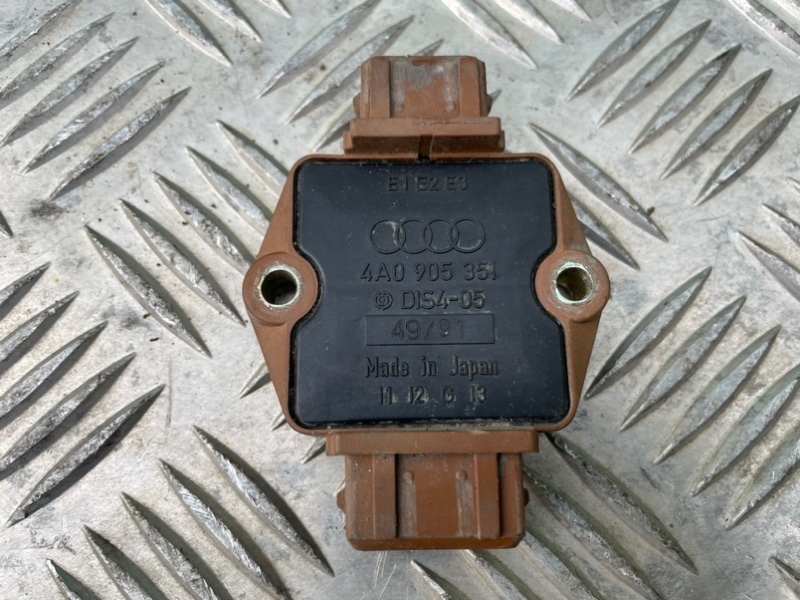 Коммутатор bosch audi 100. - 4a0905351. Коммутатор ауди а6. 8т. Коммутатор на ауди а4 б5 1.