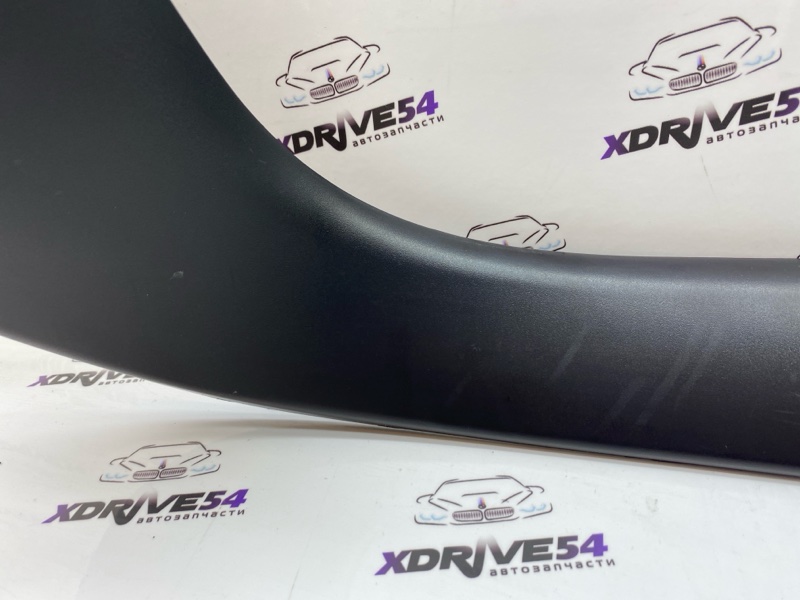 Накладка двери багажника правая BMW X5 E70 N55B30