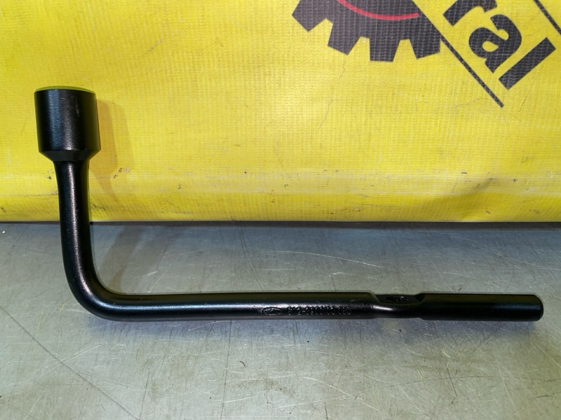 Ключ балонный Omoda C5 1.5 (б/у)