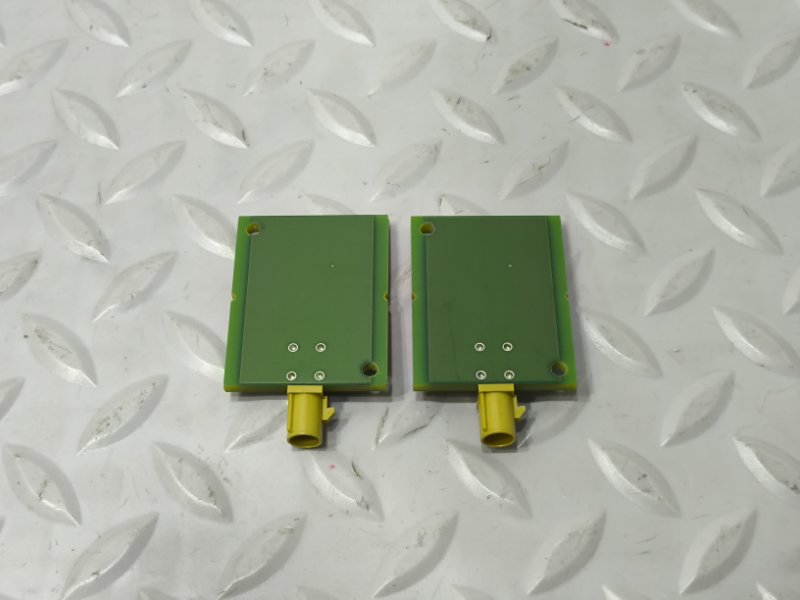Антенна передняя GLE 2022 W167 / V167 654920