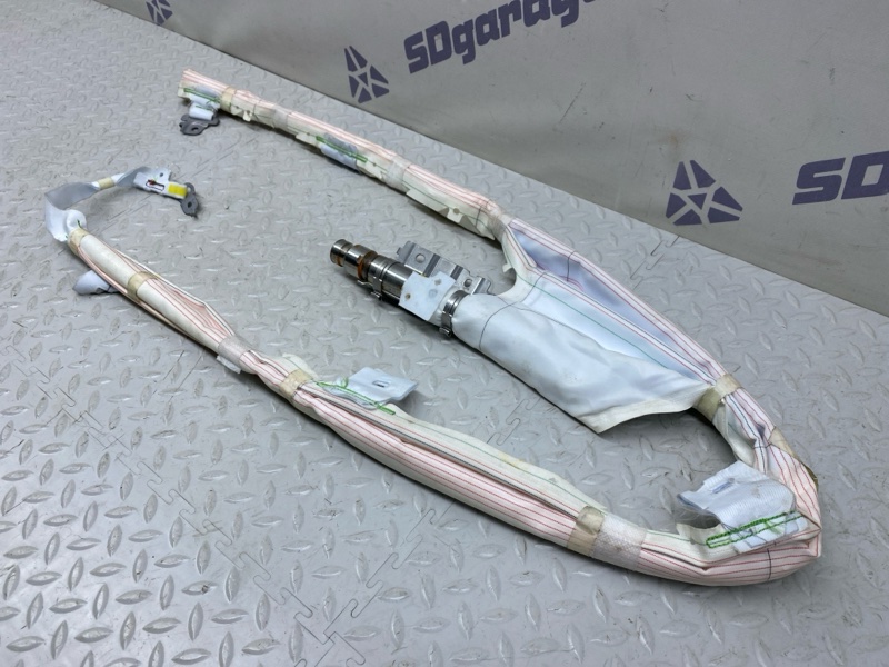 Шторка безопасности Lexus UX 250H 200/250H 2000CC 16-VALVE DOHC 2020 прав. (б/у)