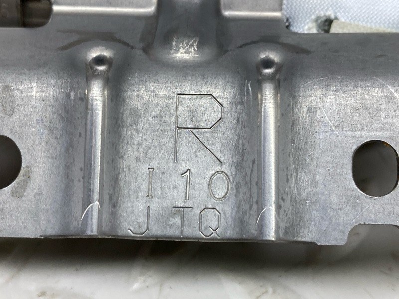 Шторка безопасности Lexus UX 250H 200/250H 2000CC 16-VALVE DOHC 2020 прав. (б/у)