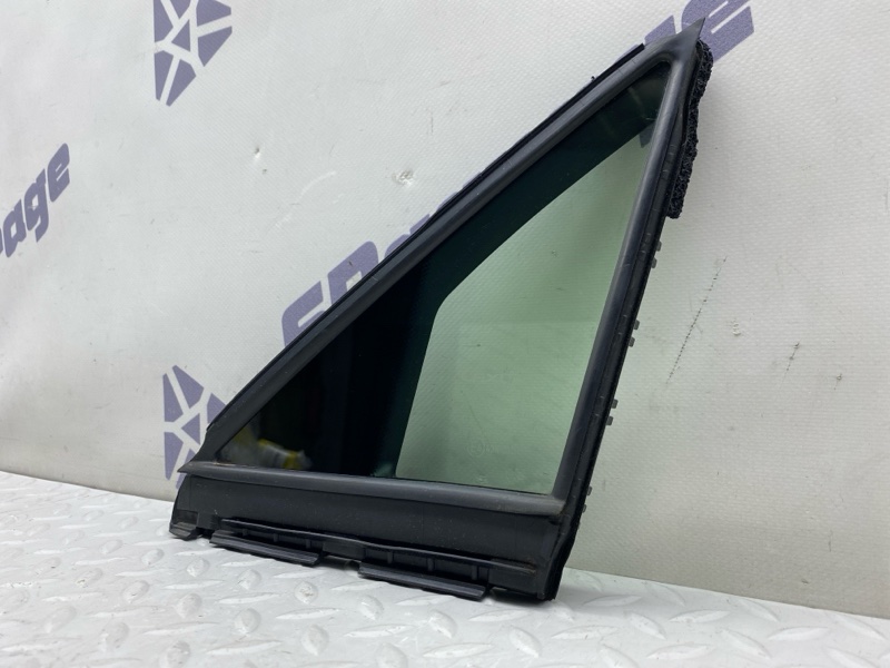 Форточка двери Lexus UX 250H 200/250H 2000CC 16-VALVE DOHC 2020 перед. лев. (б/у)