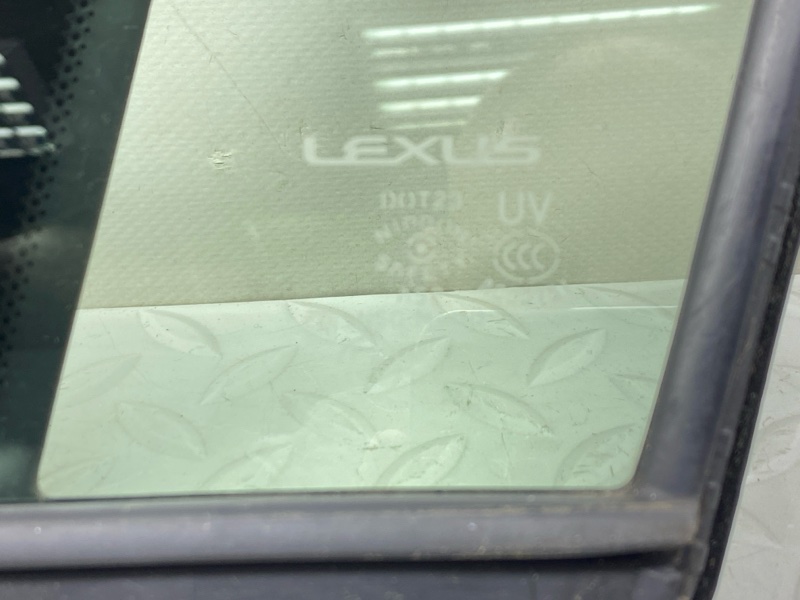 Форточка двери Lexus UX 250H 200/250H 2000CC 16-VALVE DOHC 2020 перед. лев. (б/у)