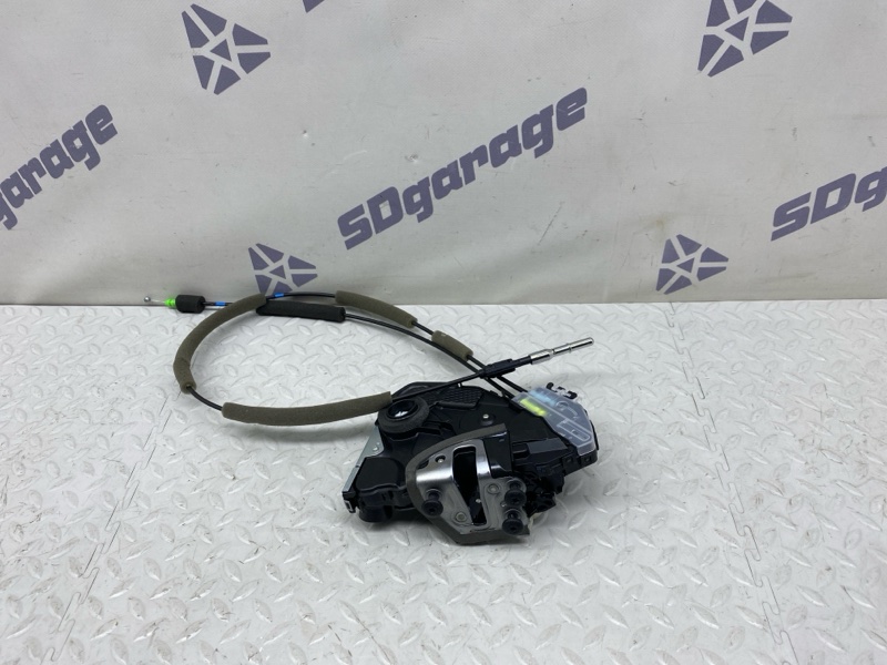 Замок двери Lexus UX 250H 200/250H 2000CC 16-VALVE DOHC 2020 перед. лев. (б/у)