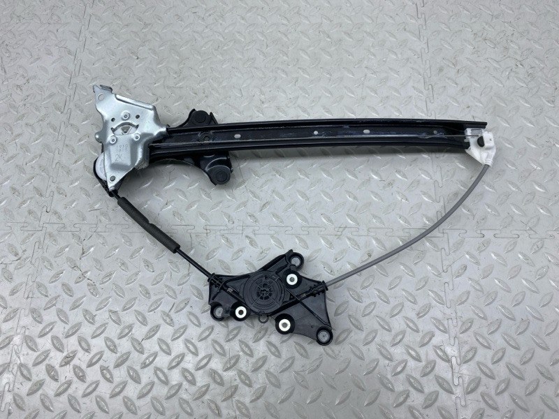 Стеклоподъемник Lexus UX 250H 200/250H 2000CC 16-VALVE DOHC 2020 перед. лев. (б/у)