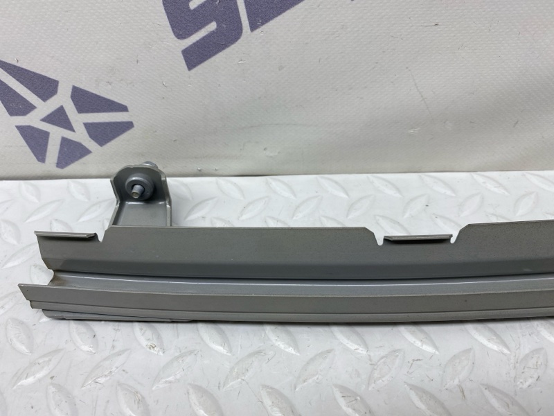 Направляющая стекла двери Lexus UX 250H 200/250H 2000CC 16-VALVE DOHC 2020 перед. лев. (б/у)