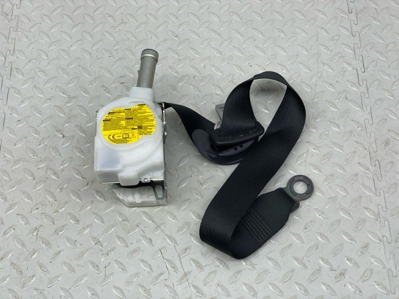 Ремень безопасности Lexus UX 250H 200/250H 2000CC 16-VALVE DOHC 2020 перед. лев. (б/у)