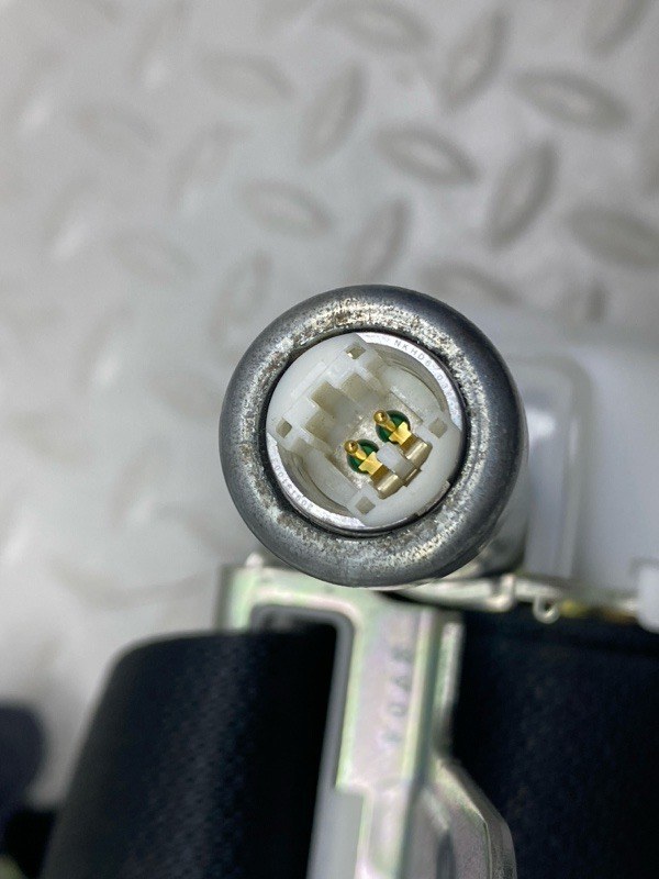 Ремень безопасности Lexus UX 250H 200/250H 2000CC 16-VALVE DOHC 2020 перед. прав. (б/у)