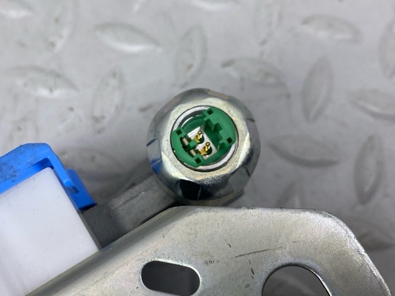 Ремень безопасности Lexus UX 250H 200/250H 2000CC 16-VALVE DOHC 2020 задн. прав. (б/у)