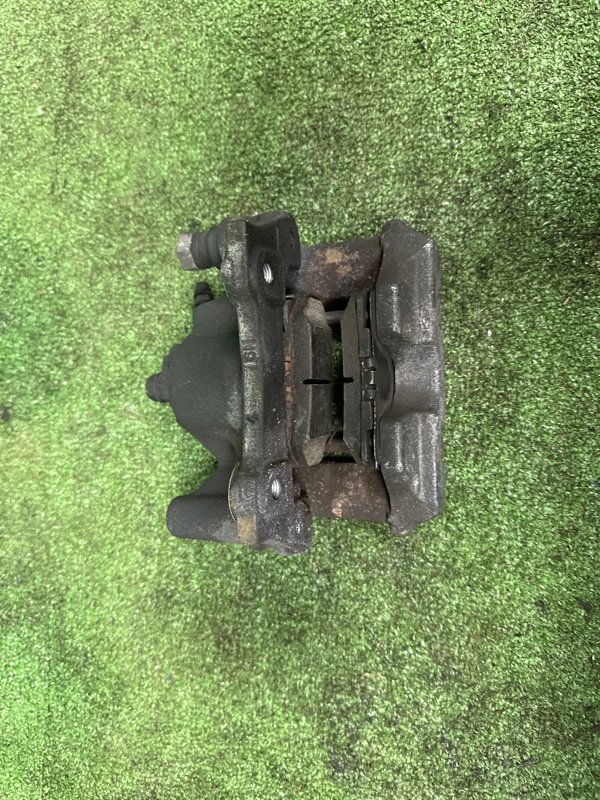 Суппорт Lexus GS 2005 задн. лев. (б/у)