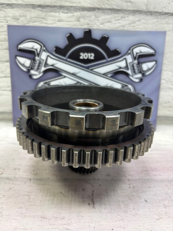 Шестерня привода цепи Ford maverik CD4E 2000 (б/у)