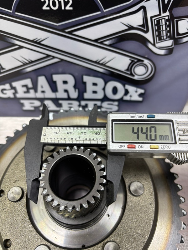 Шестерня привода цепи Ford maverik CD4E 2000 (б/у)