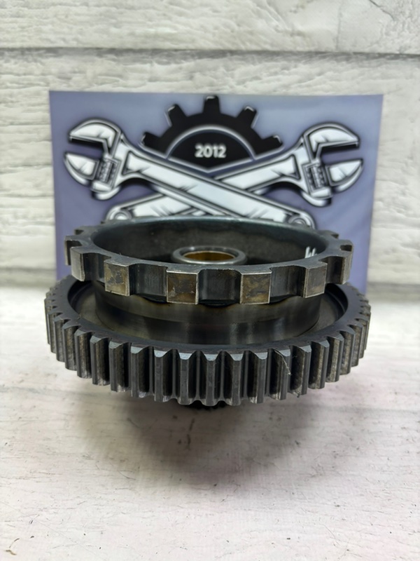 Шестерня привода цепи Ford maverik CD4E 2000 (б/у)