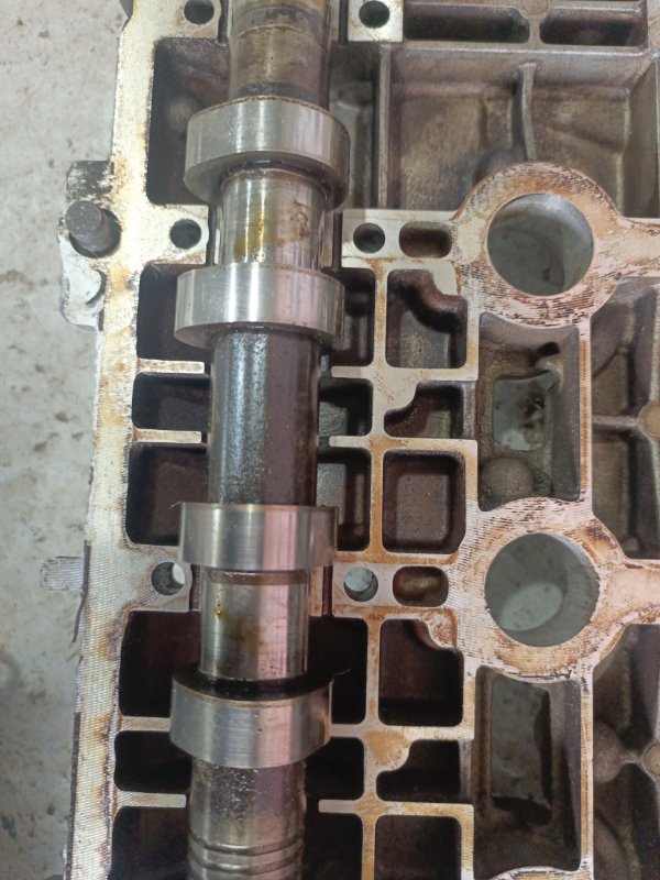 Головка блока цилиндров RENAULT MEGANE F4R (б/у) Головка блока цилиндров RENAULT MEGANE F4R (б/у)