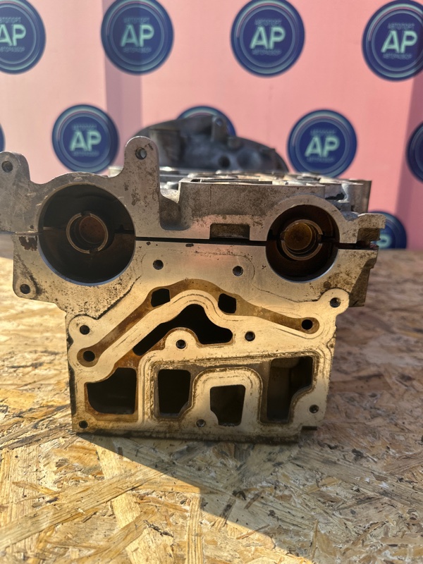 Головка блока цилиндров LADA LARGUS K4M 2012 (б/у) Головка блока цилиндров LADA LARGUS K4M 2012 (б/у)