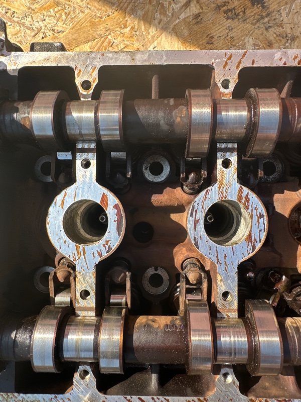 Головка блока цилиндров LADA LARGUS K4M 2012 (б/у) Головка блока цилиндров LADA LARGUS K4M 2012 (б/у)