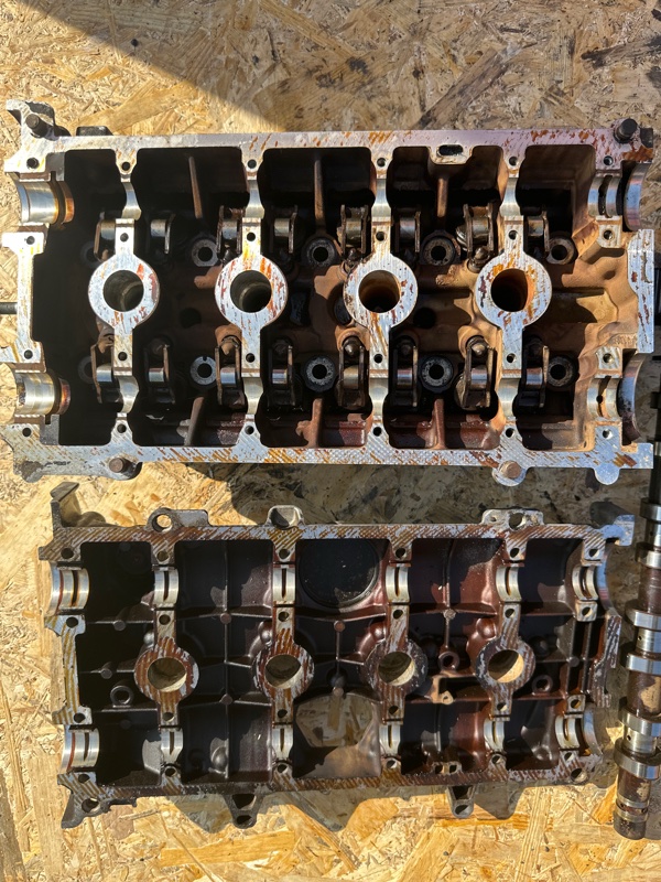 Головка блока цилиндров LADA LARGUS K4M 2012 (б/у) Головка блока цилиндров LADA LARGUS K4M 2012 (б/у)