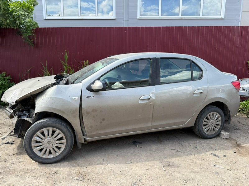 Автомобиль в разбор Renault Logan 2 Автомобиль в разбор Renault Logan 2
