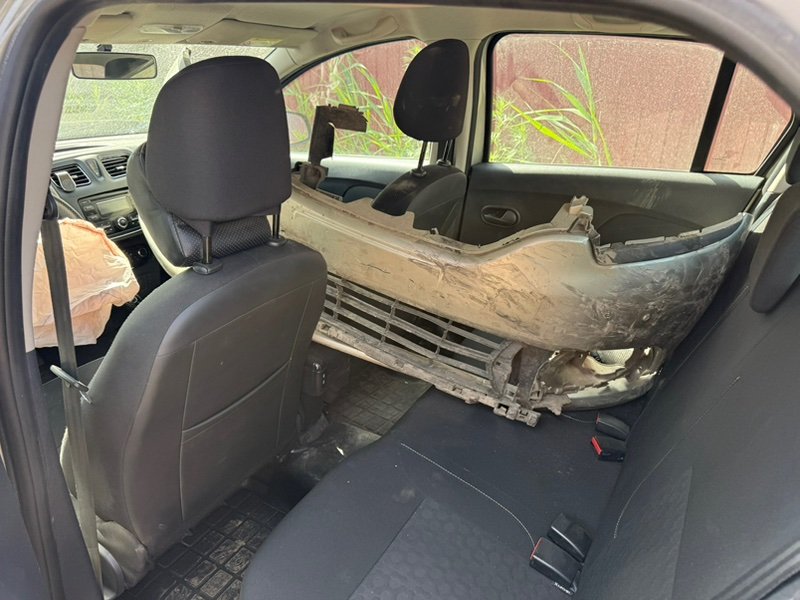 Автомобиль в разбор Renault Logan 2 Автомобиль в разбор Renault Logan 2