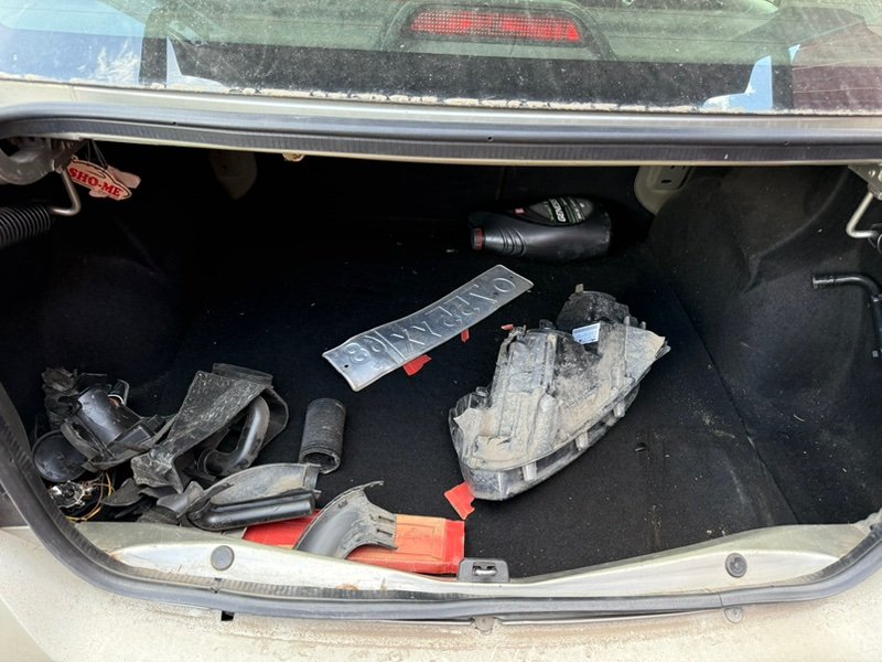 Автомобиль в разбор Renault Logan 2 Автомобиль в разбор Renault Logan 2