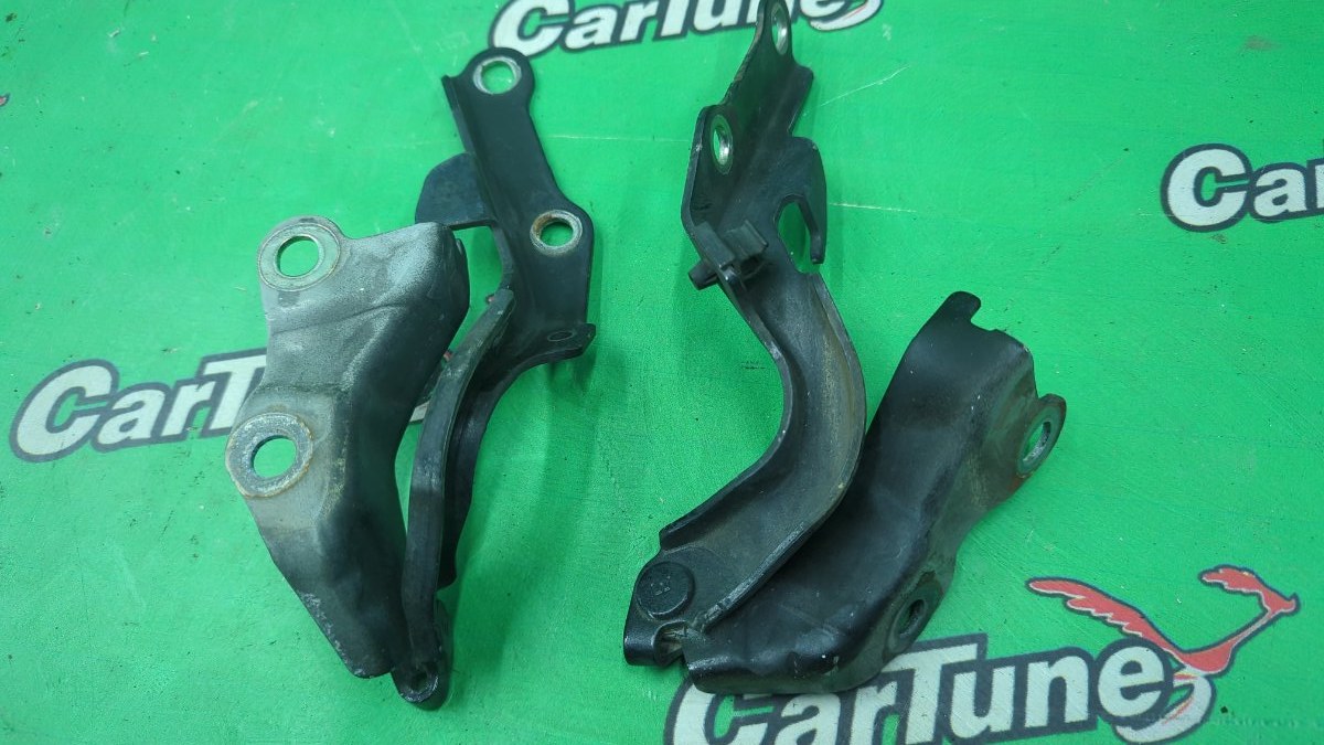 Петли капота Toyota Mark JZX110 1JZ-GTE
