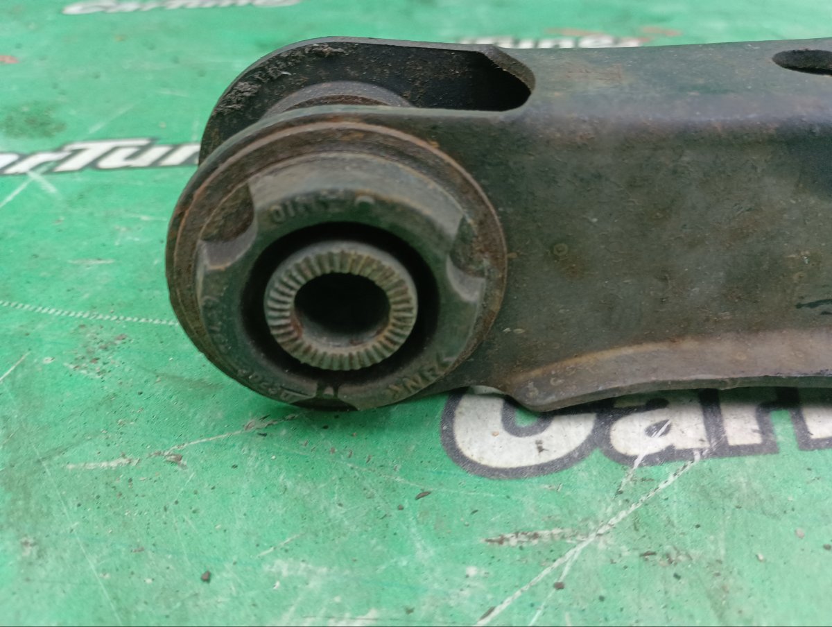 Рычаг Mark 11.2000 [К355] 1C6/ FD10 106000км JZX110 1JZ-GTE