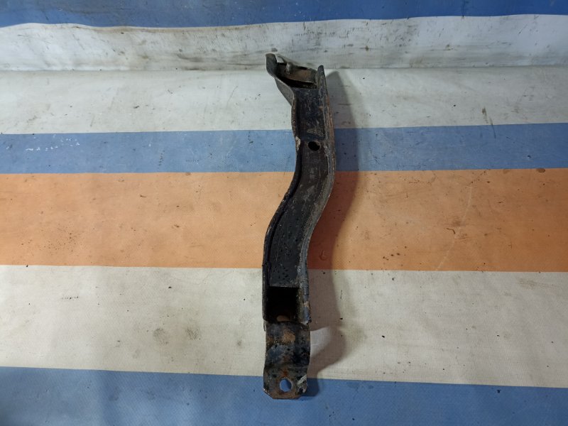 Кронштейн стабилизатора Chery QQ 0.8 SQR372 2007 перед. прав. (б/у)