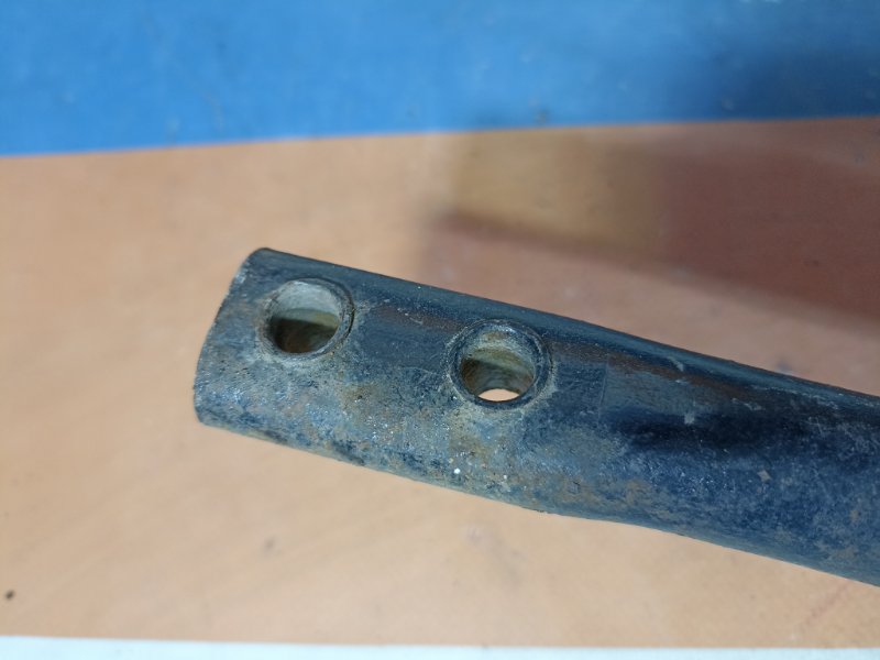 Кронштейн балки Chery QQ 0.8 SQR372 2007 перед. (б/у)