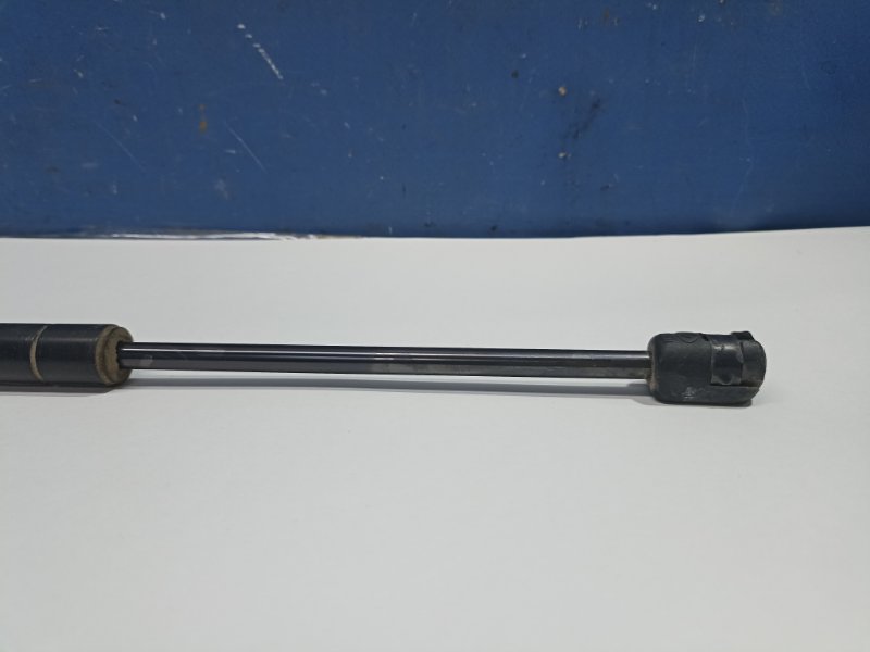 Амортизатор двери багажника Chevrolet Aveo 1 T255 1.2 B12D1