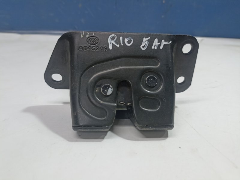 Замок двери багажника задний Kia Rio UB 1.6 G4FC