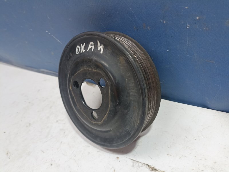 Шкив помпы Octavia 2007 A4 1.4 BCA