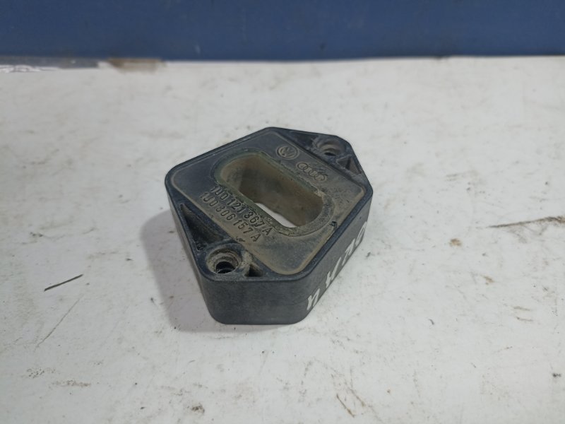 Подушка радиатора Octavia 2007 A4 1.4 BCA