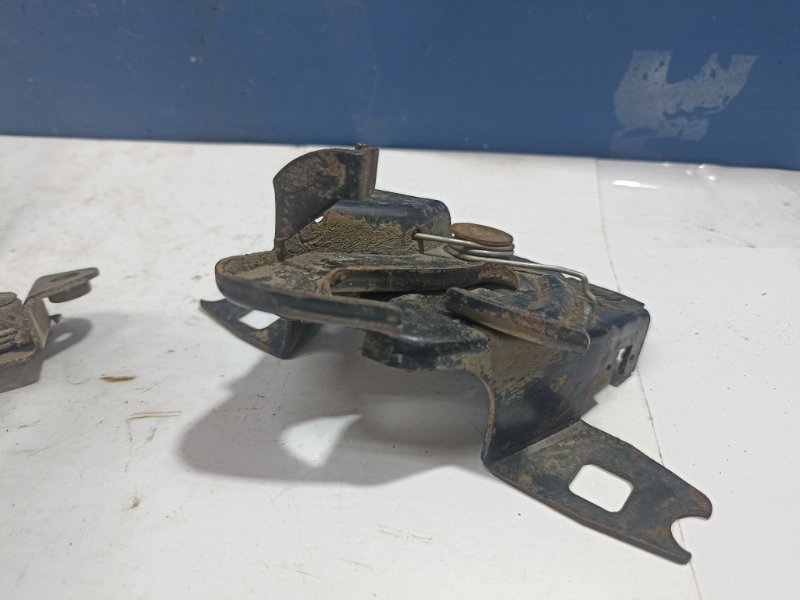 Замок капота Octavia 2007 A4 1.4 BCA