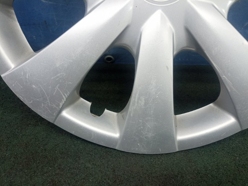 Колпак колесный Toyota Corolla E150 2012 (б/у)