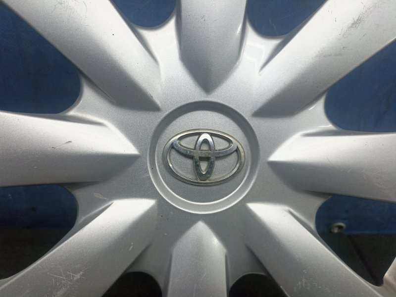Колпак колесный Toyota Corolla E150 2012 (б/у)