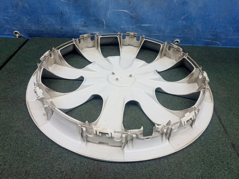 Колпак колесный Toyota Corolla E150 2012 (б/у)