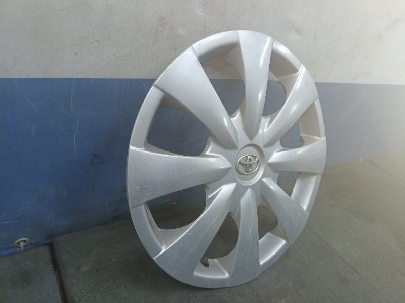 Колпак колесный Toyota Corolla E150