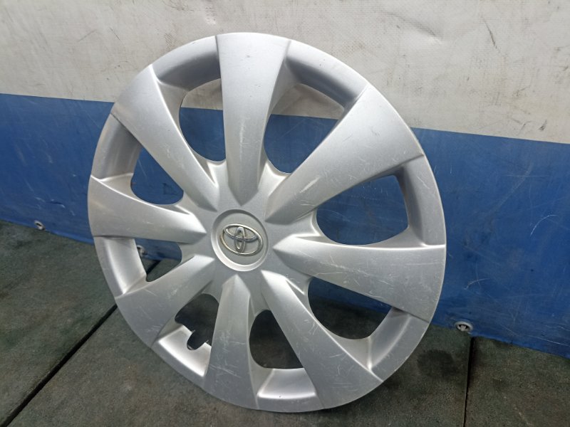 Колпак колесный Toyota Corolla E150