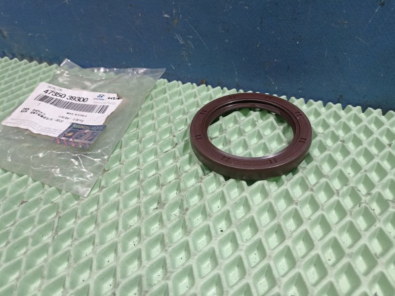 Сальник привода KIA Sorento 2 XM 2.4 G4KE