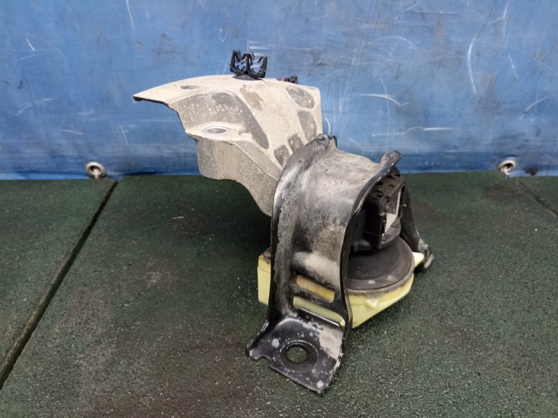 Подушка двигателя правая Duster 1 2019 HSA 2.0 F4R410